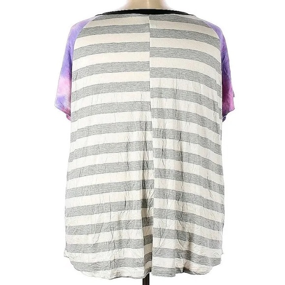 Sew In Love Plus Size Tee - Picture 2 of 4